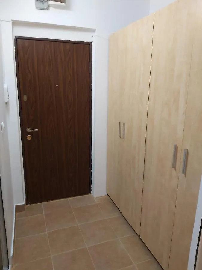 Appartement Metroufavoritgarsonieraaficotroceni à Bucarest
